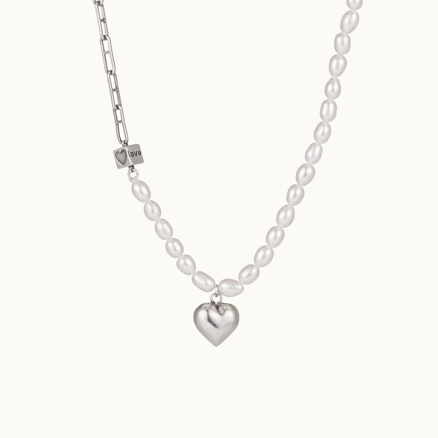 Venus Seed Pearl Heart Necklace