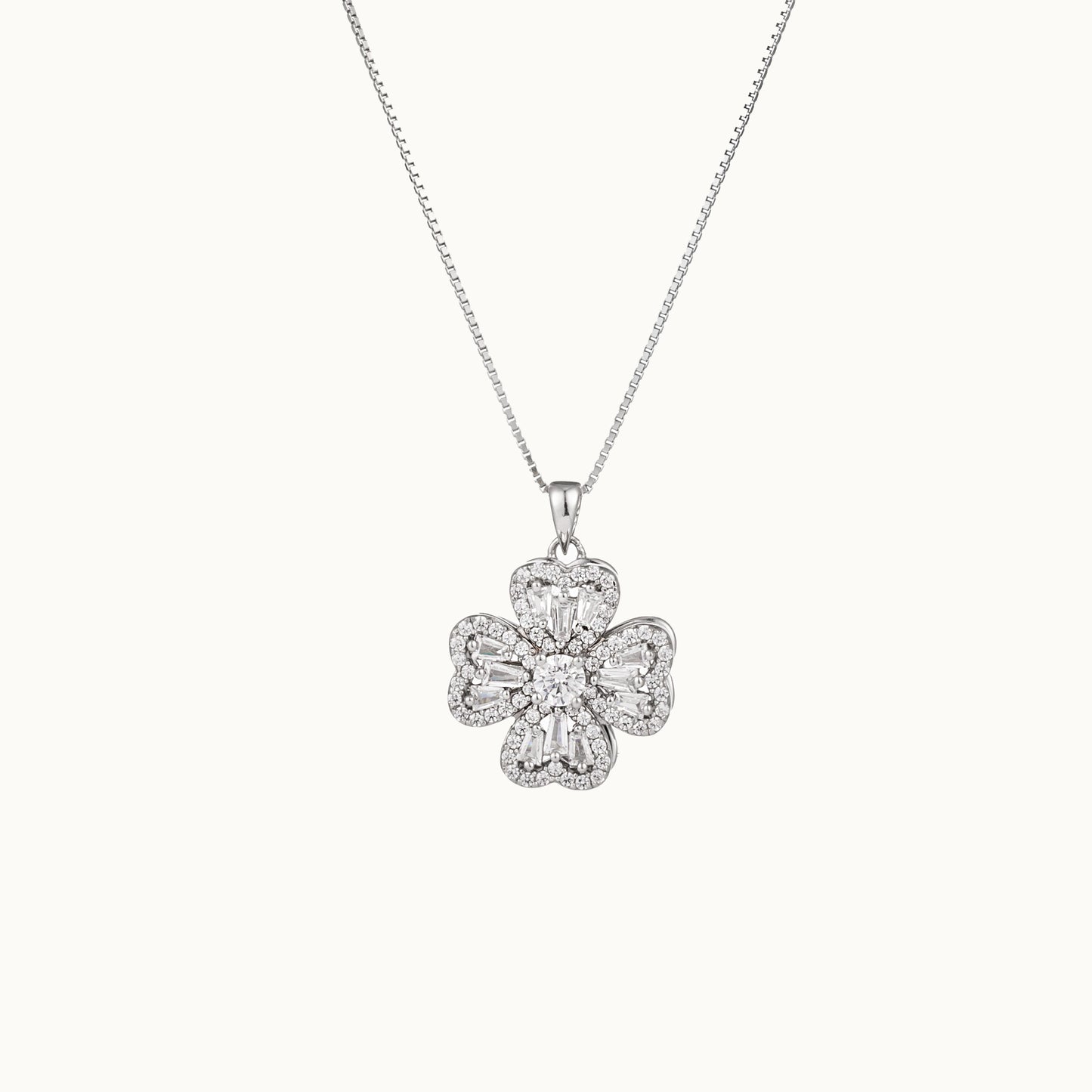 Savi Four Leaf Clover Pendant Necklace