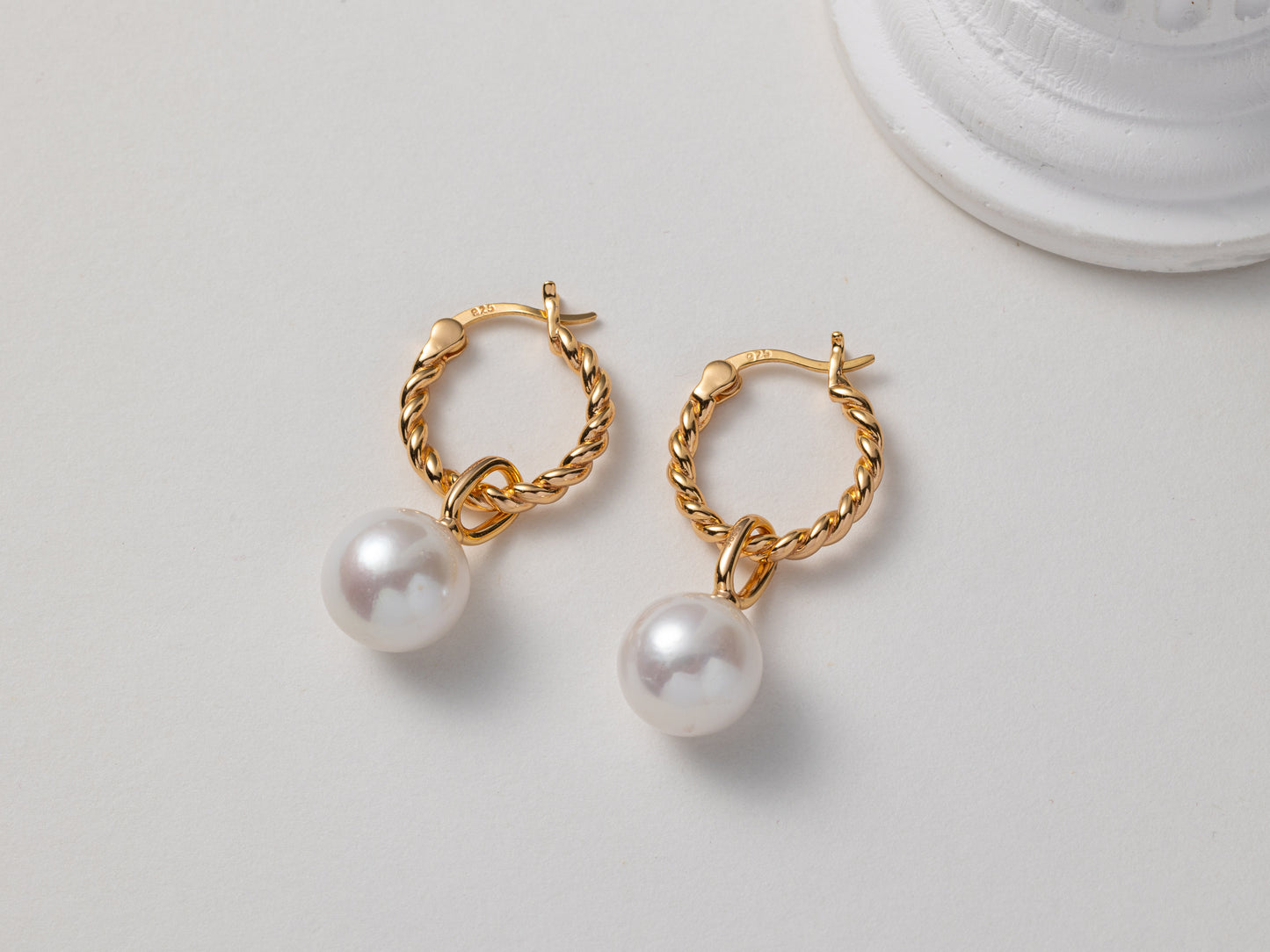 Venus Pearl Small Hoop Earrings