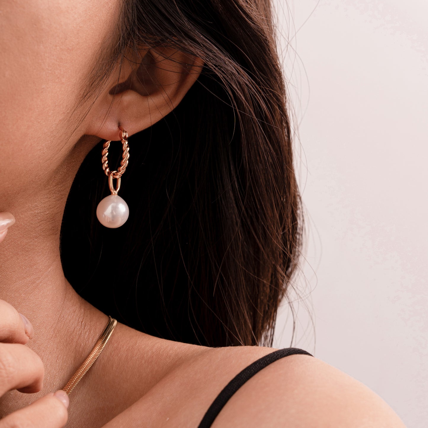 Venus Pearl Small Hoop Earrings